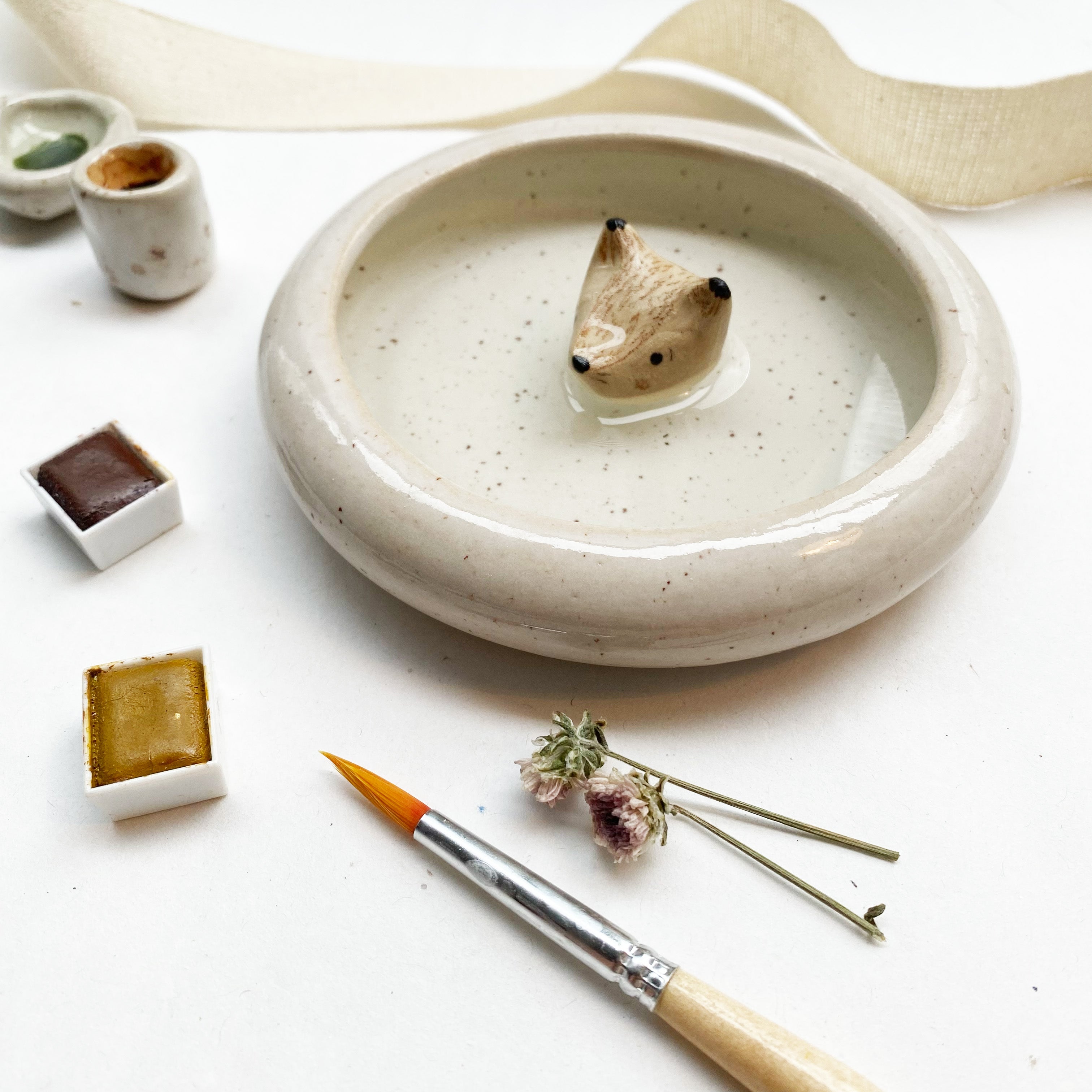 Wasserschalen / Schalen