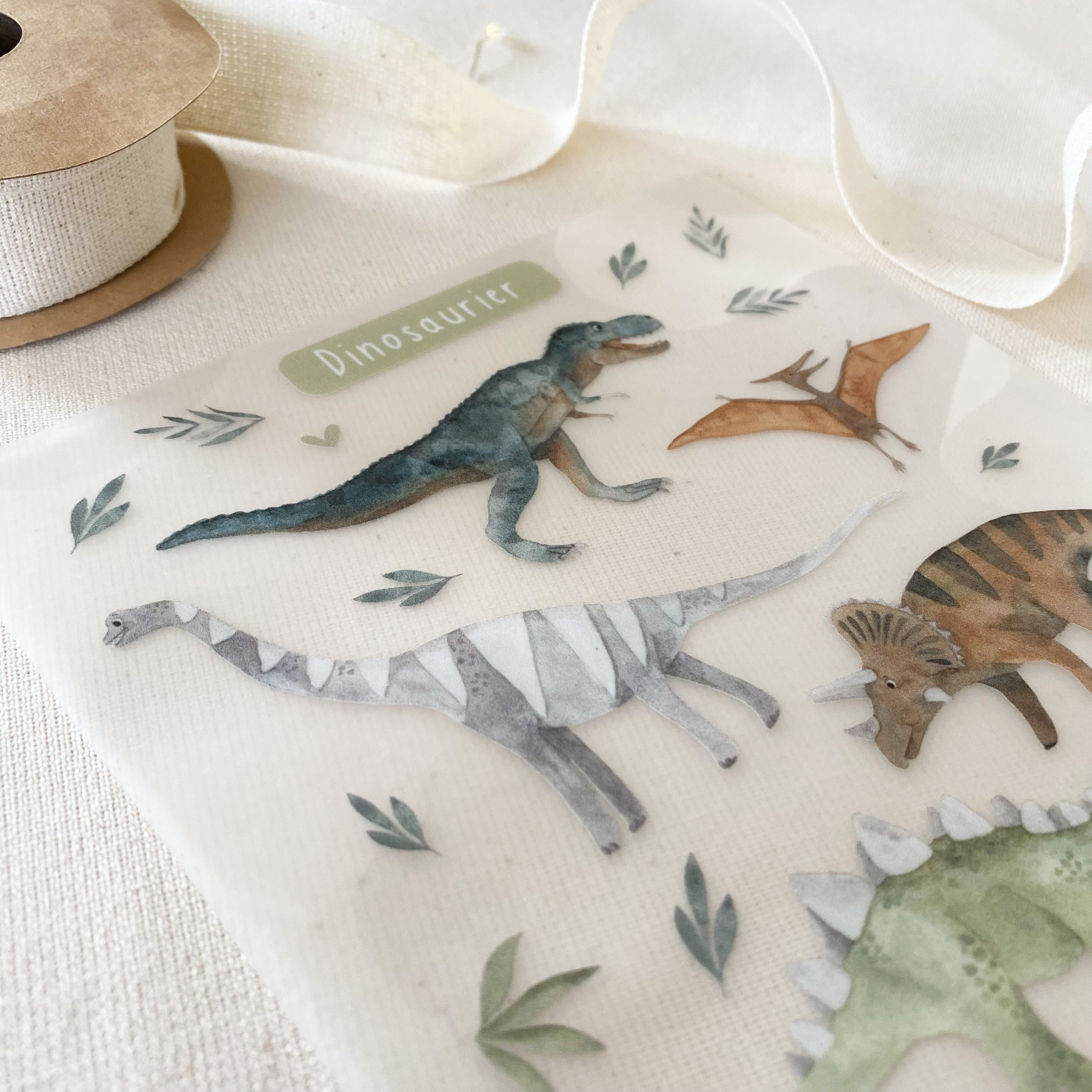 Iron-on patches dinosaurs - Hot Peel / Iron on/ Appliques