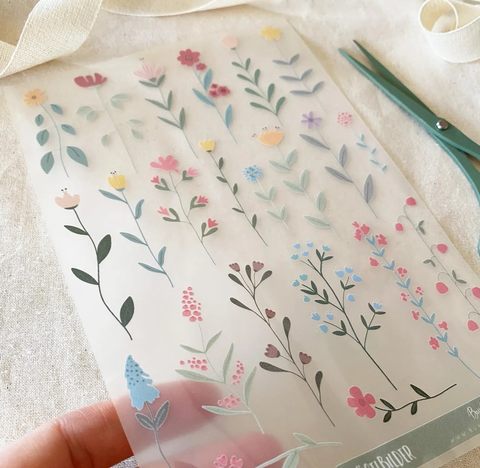 Bügelbild Blumen bunt- Iron on Patch für Kleidung, mehrere Motive