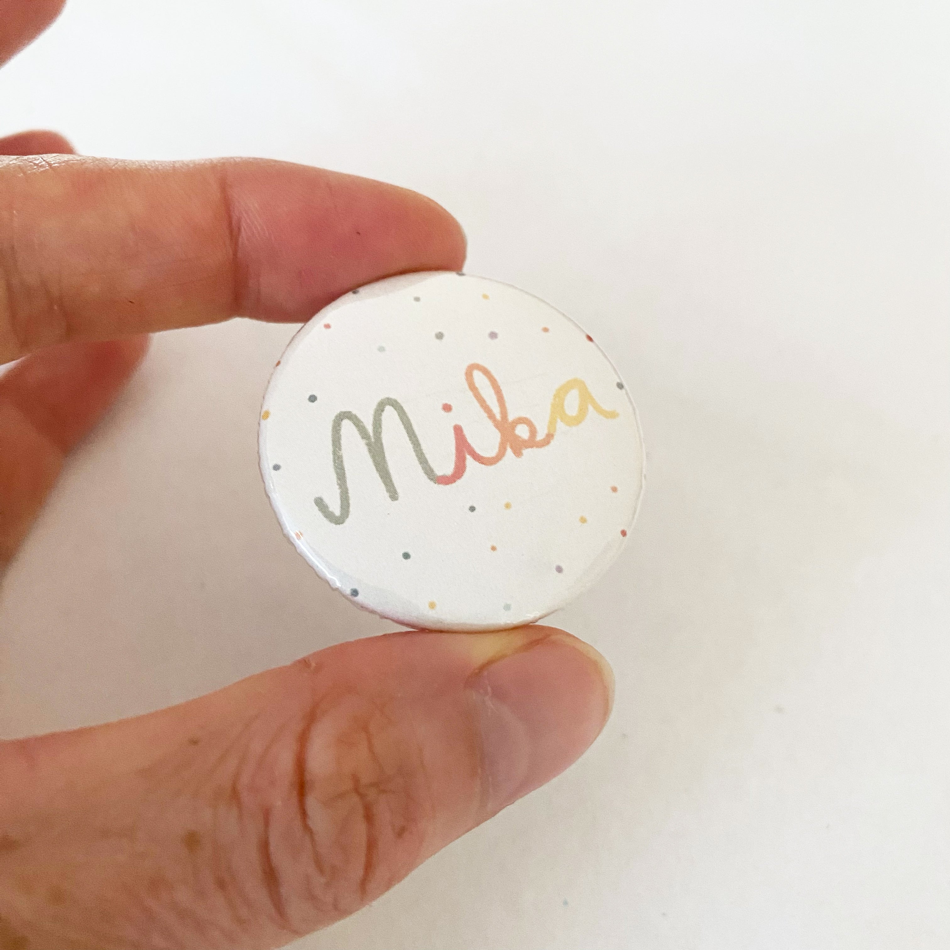 Magnetbutton / Stecknadel - Name