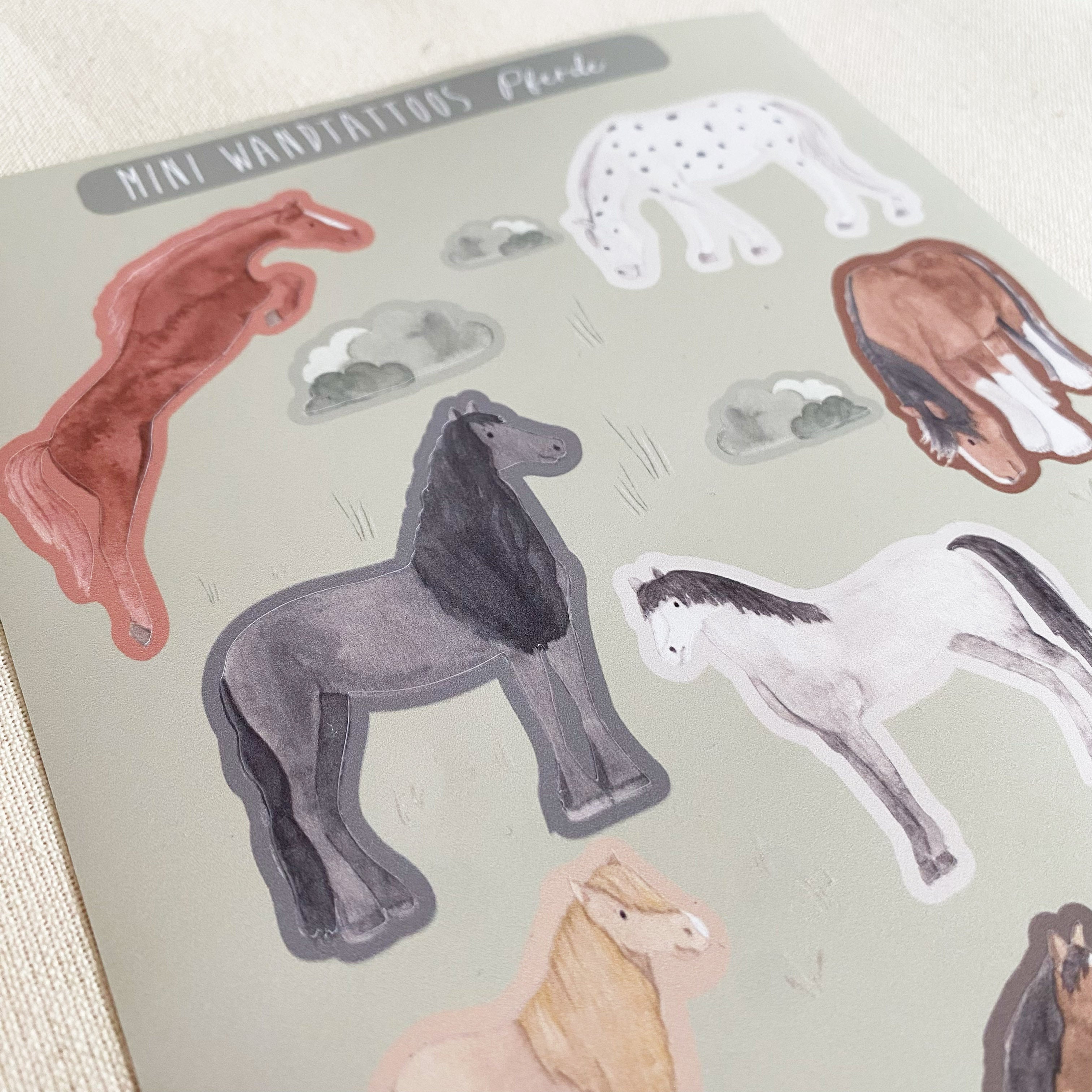 Mini ablösbare Aufkleber / Wandtattoos für Lichtschalter/Holzkisten & Zuckertüten - Pferde