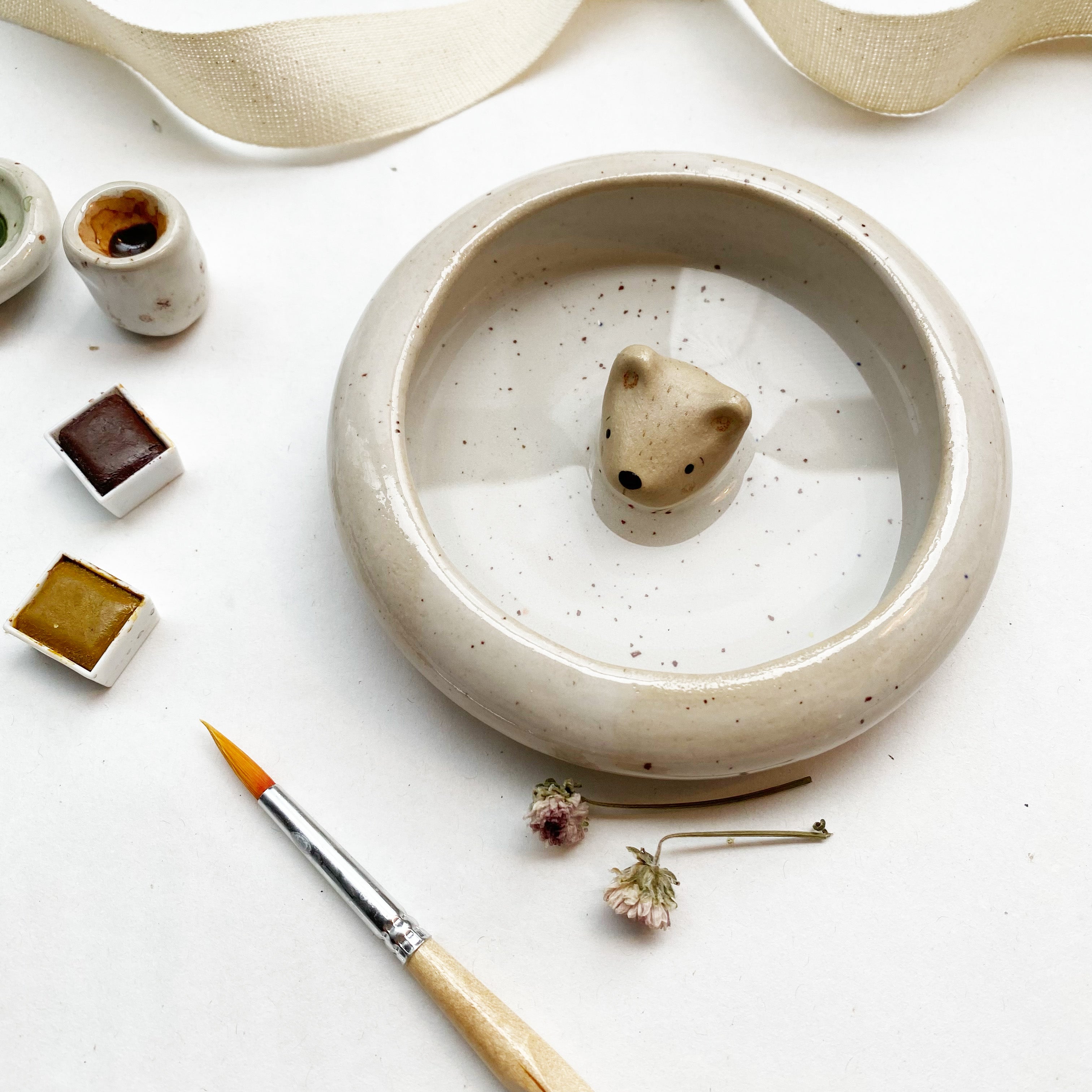 Water bowl/jewelry bowl with bear or fox