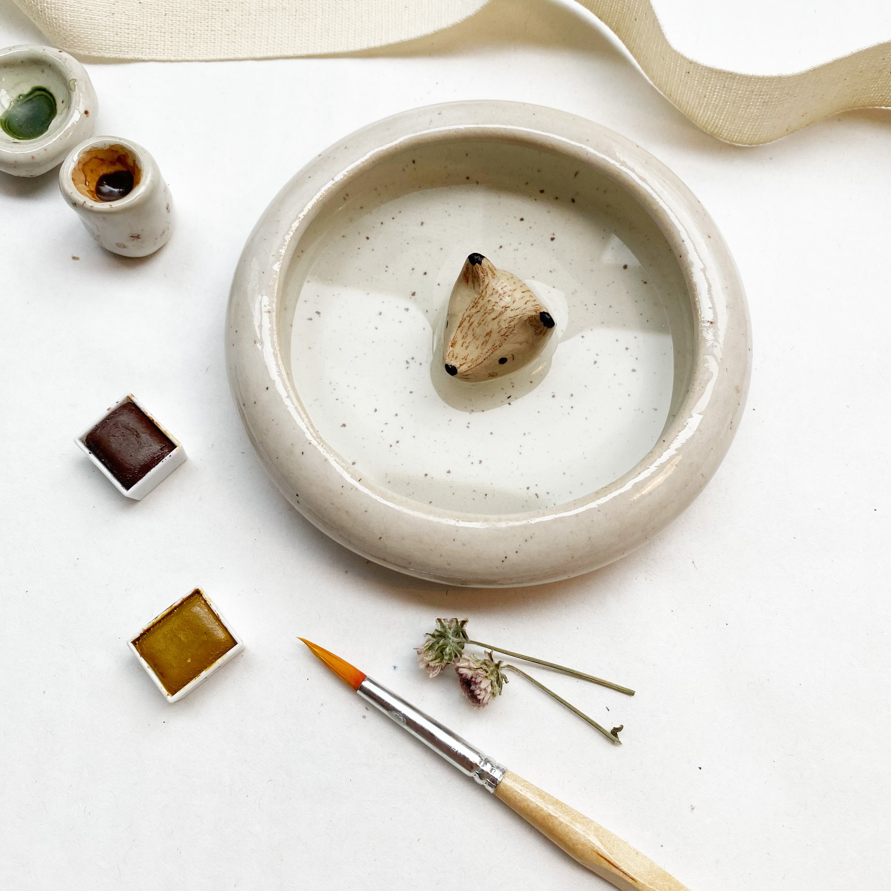 Water bowl/jewelry bowl with bear or fox