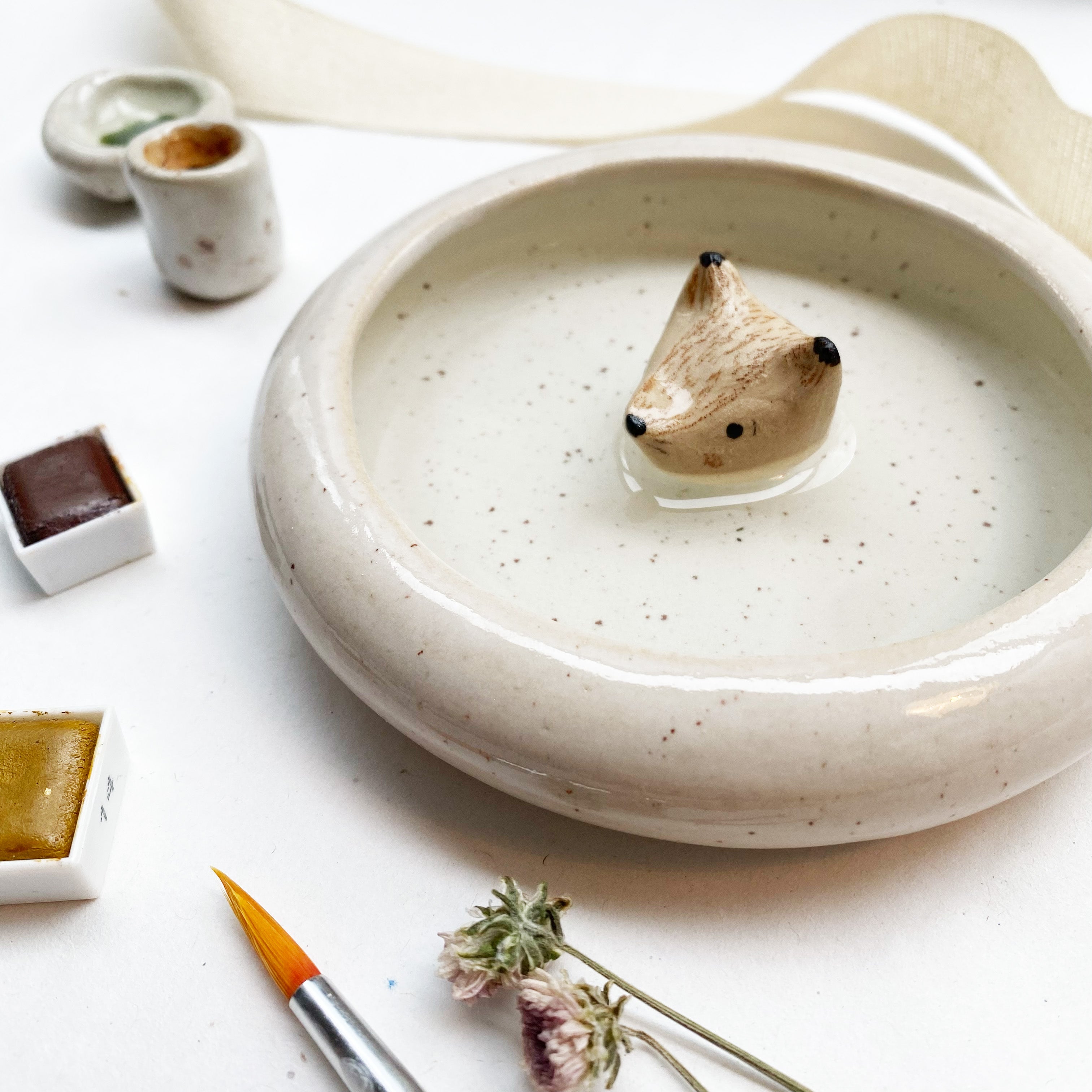 Water bowl/jewelry bowl with bear or fox