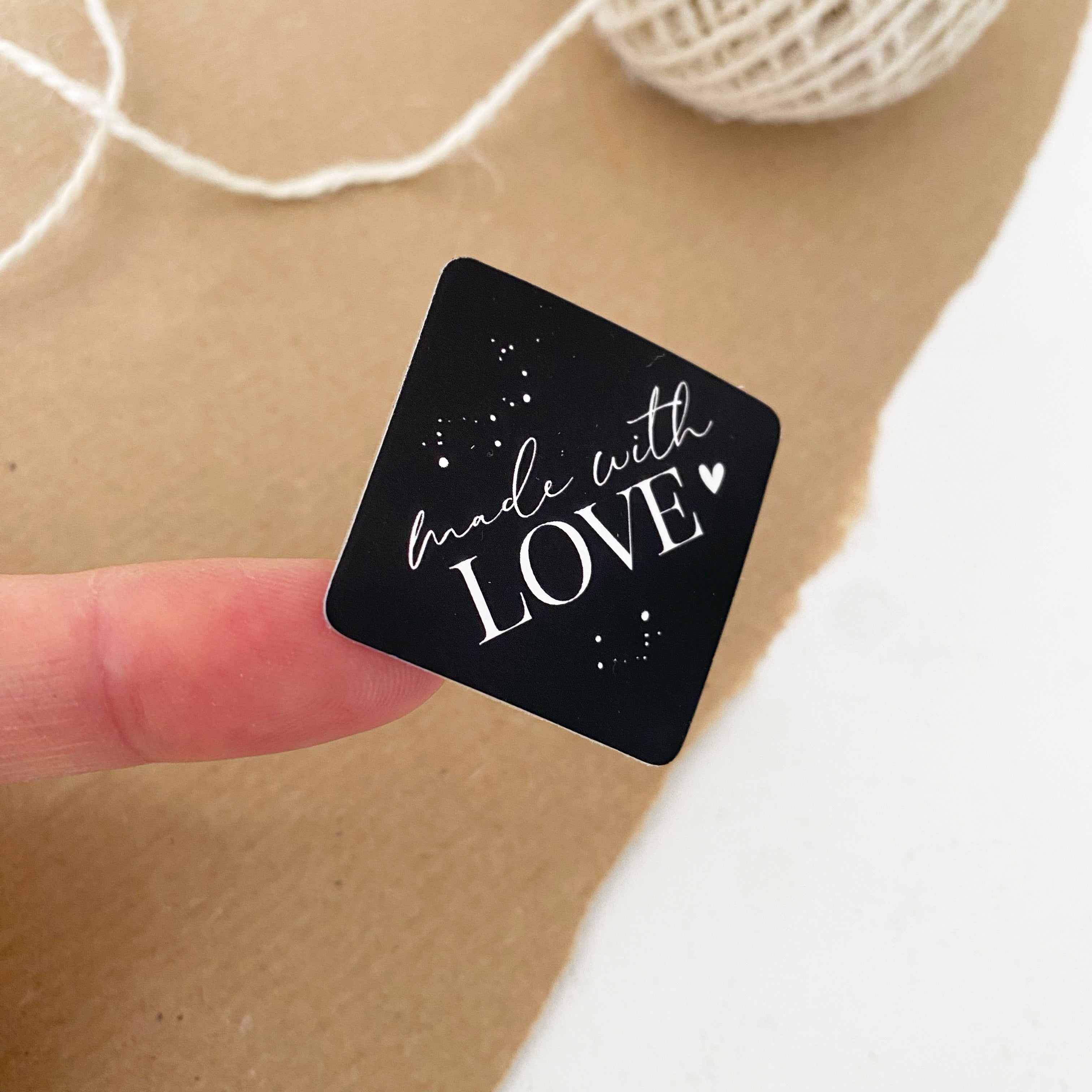 Aufkleber/Etiketten - made with love in schwarz