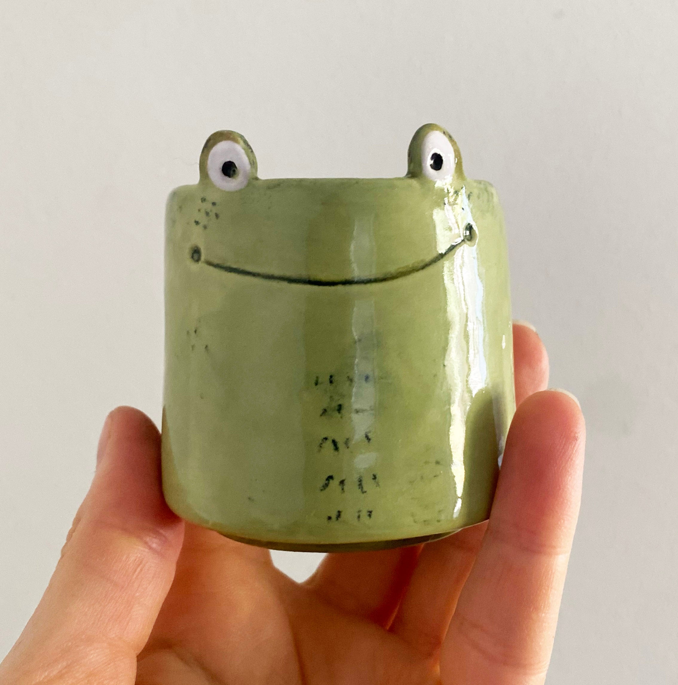 Espressobecher / Tasse/ Becher kleiner Frosch