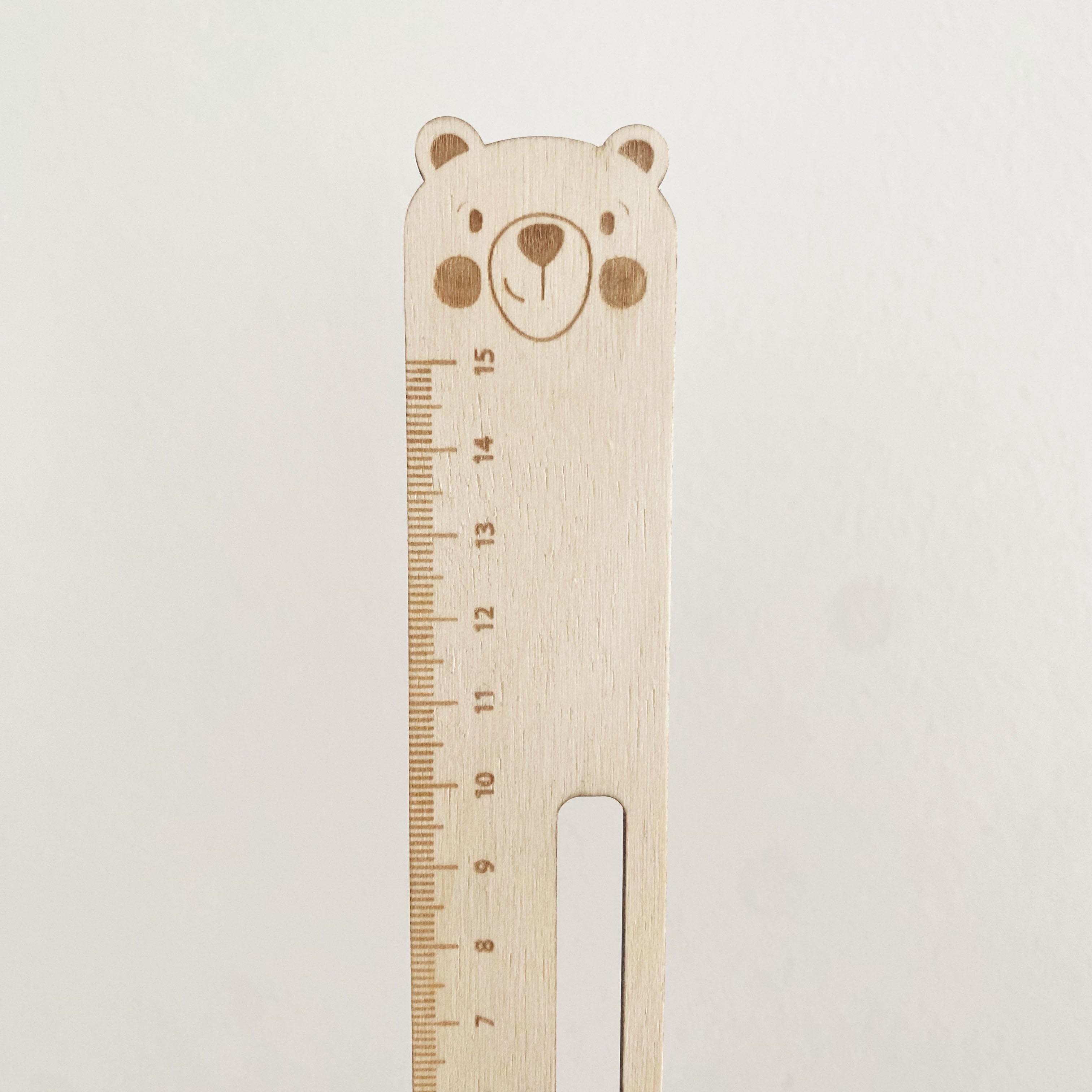 Lineal/Lesezeichen/Lesehilfe - Kleiner Bär