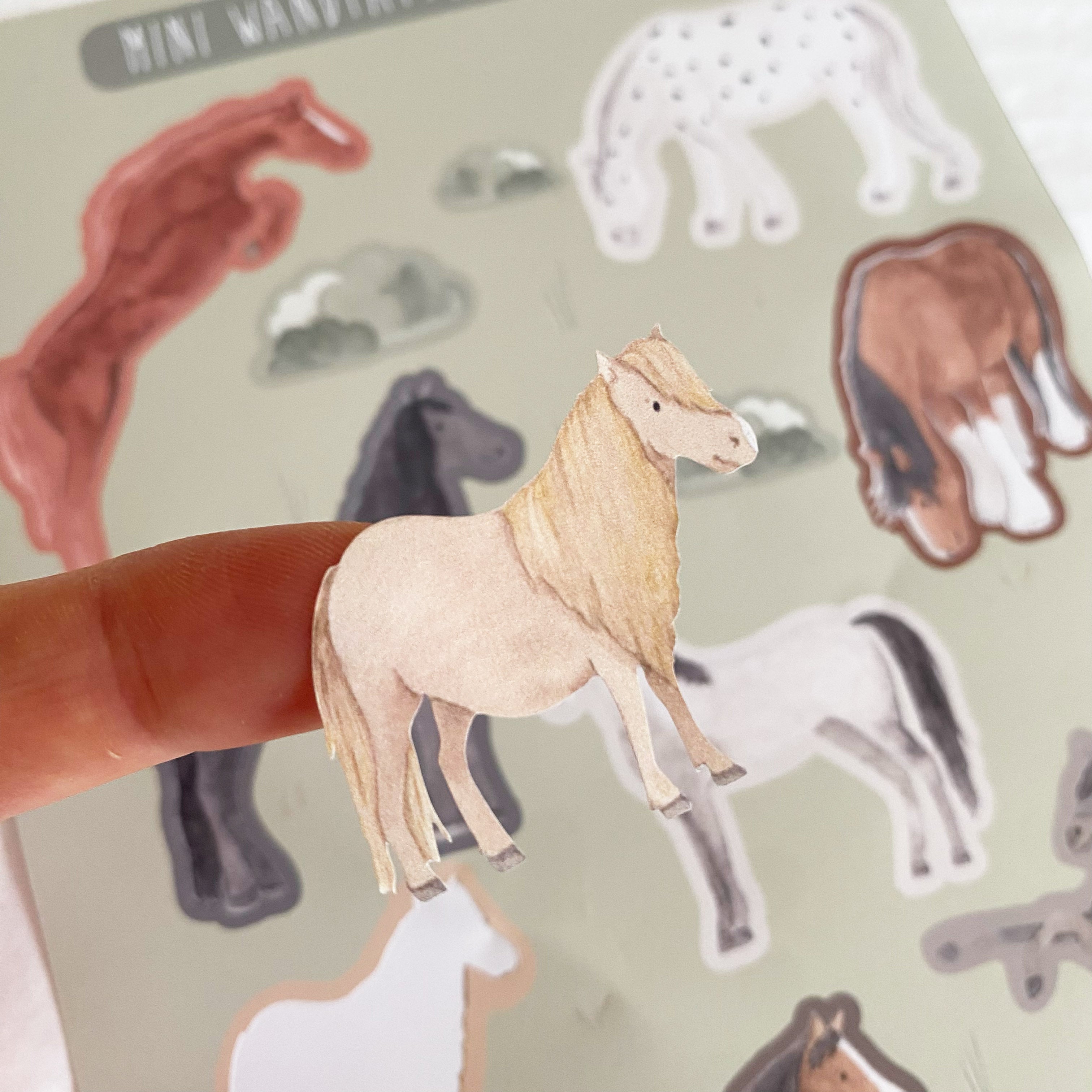 Mini ablösbare Aufkleber / Wandtattoos für Lichtschalter/Holzkisten & Zuckertüten - Pferde