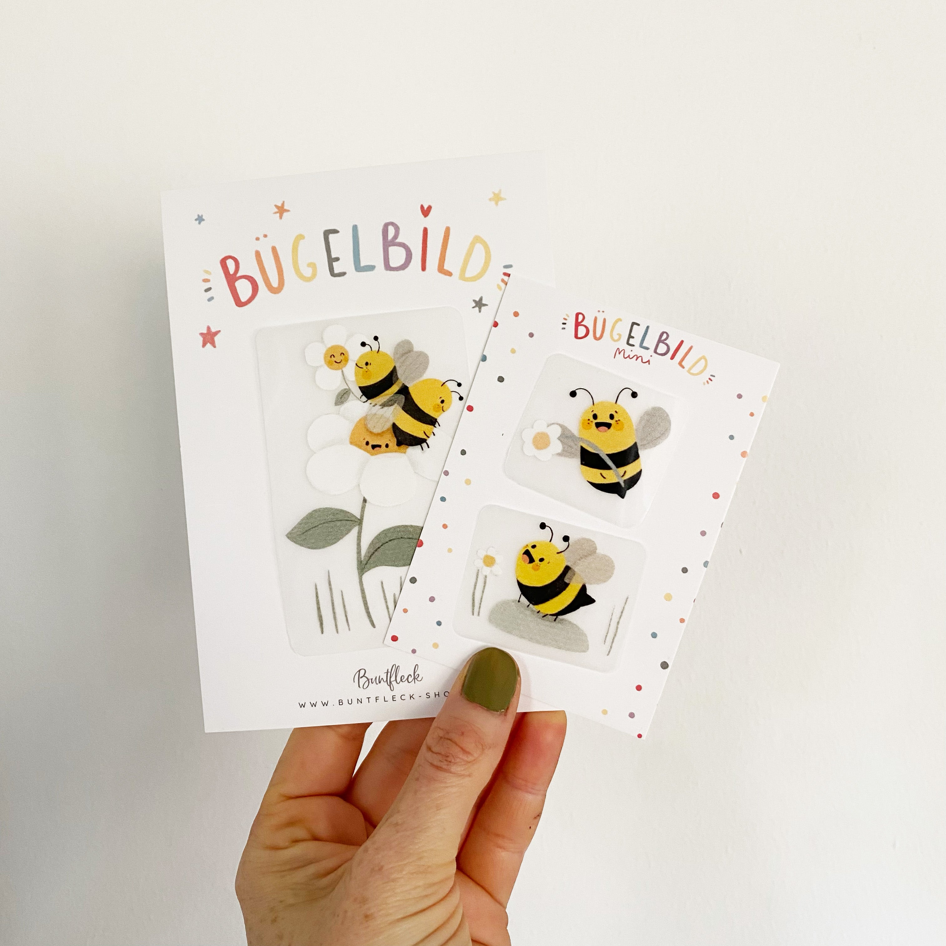 Mini iron-on transfers - set of daisies + bees