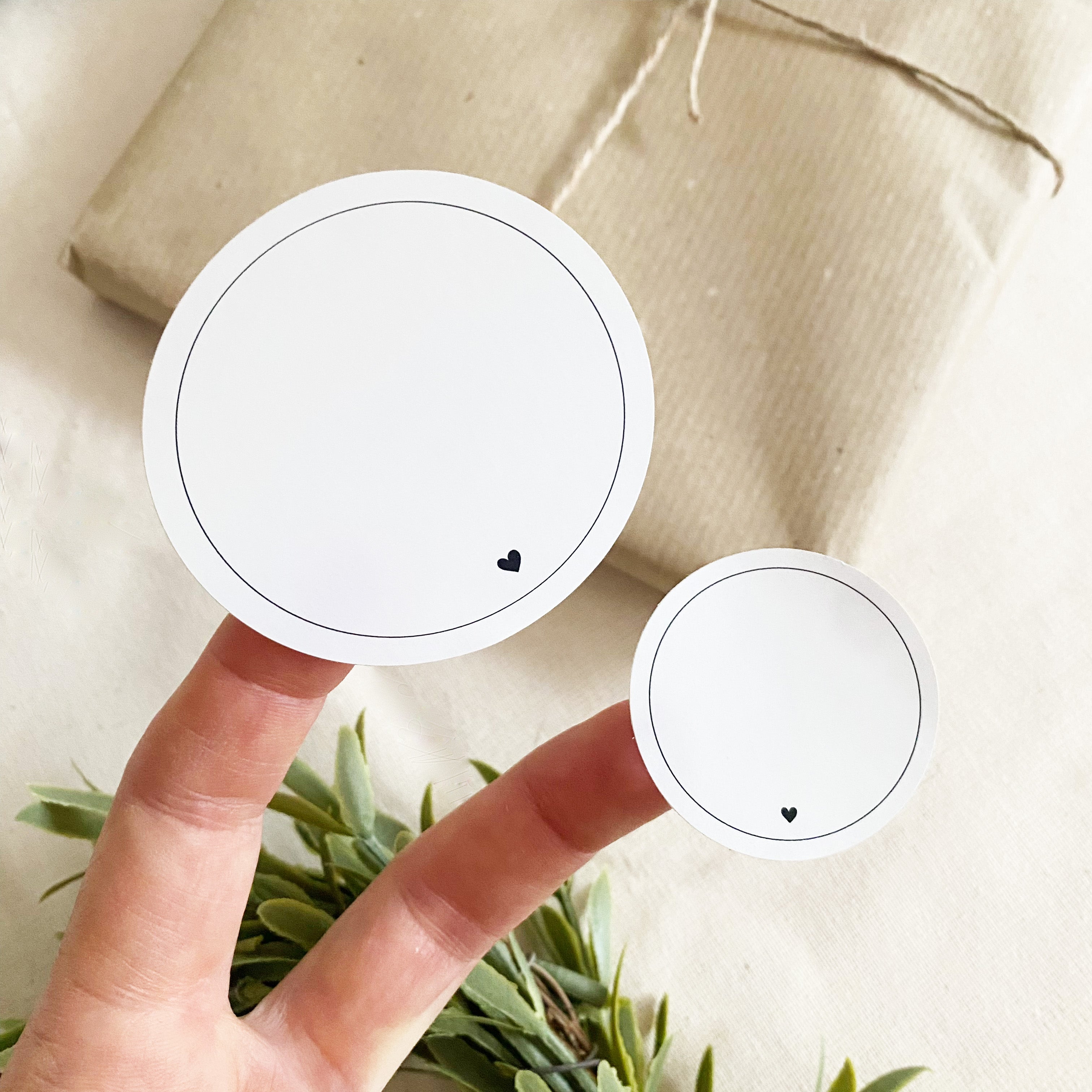 Labels/stickers for self-labeling - round