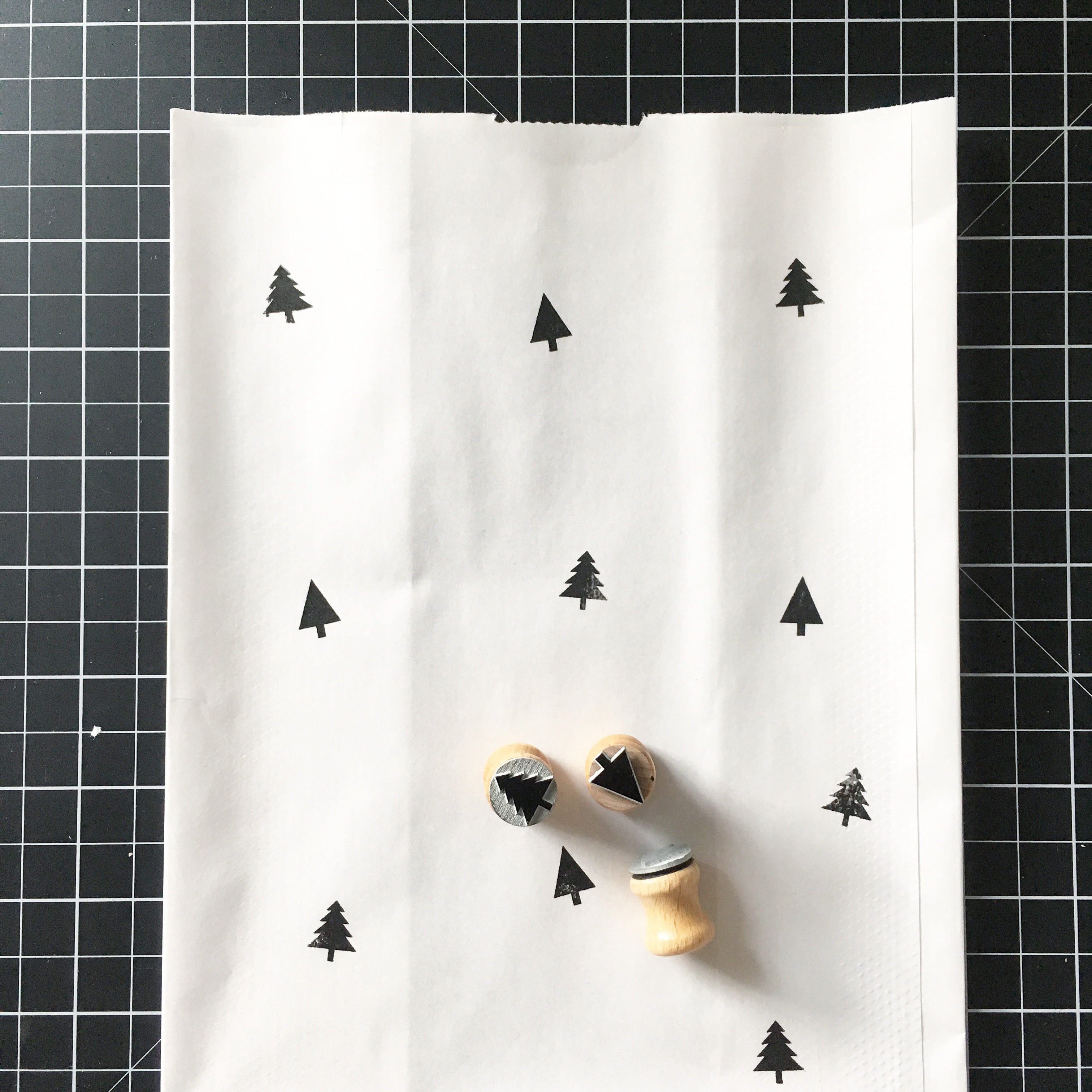 Gift wrapping set + stamp