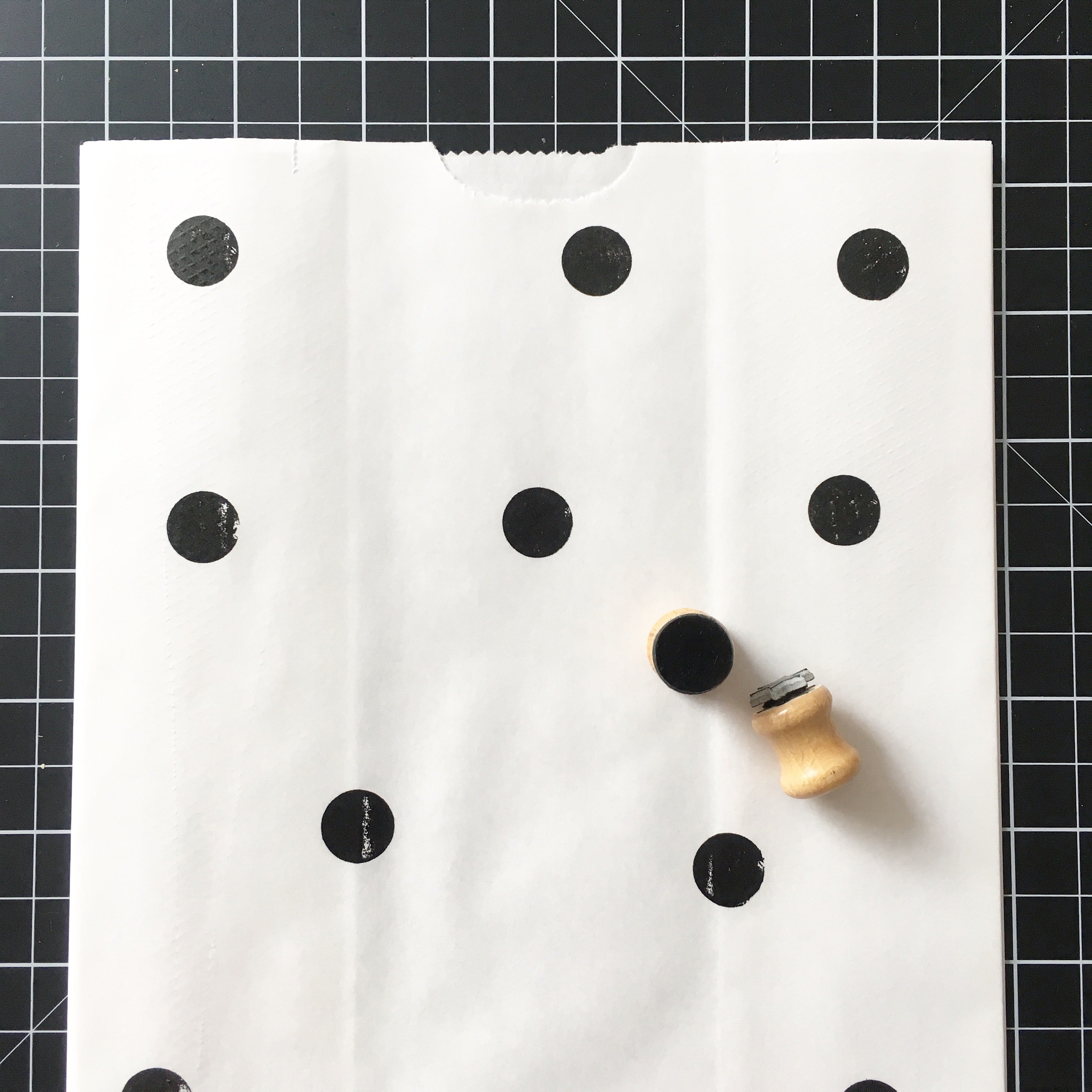 Gift wrapping set + stamp