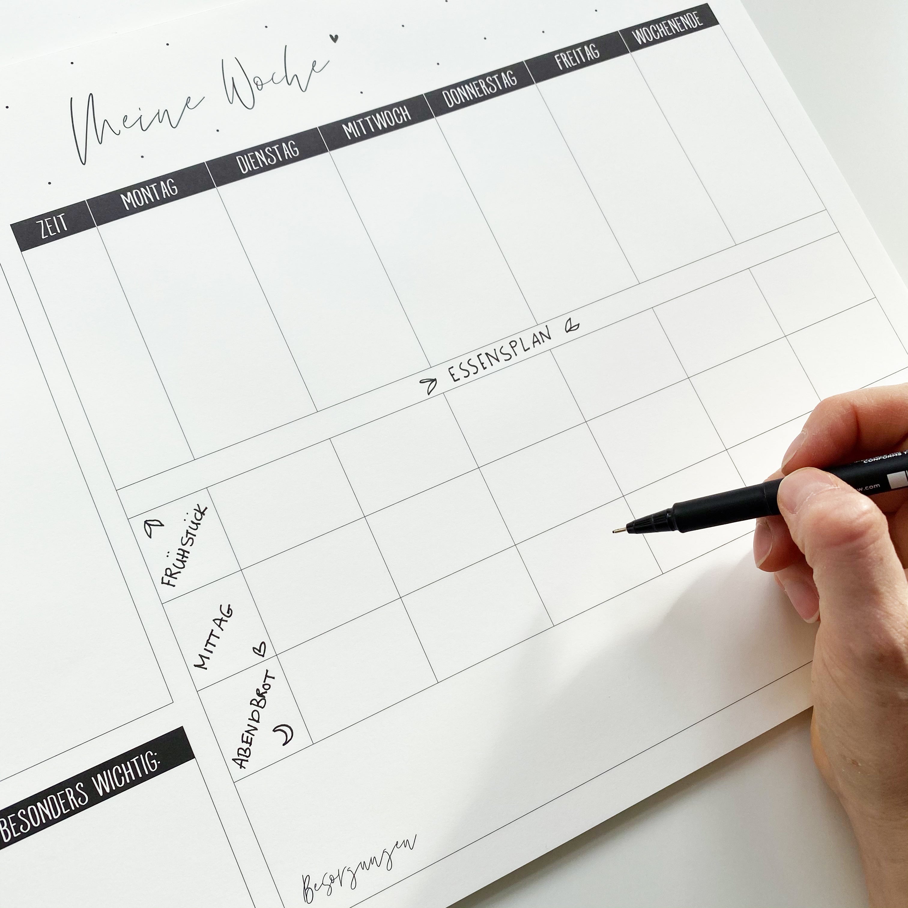 Desk pad - weekly planner/family planner