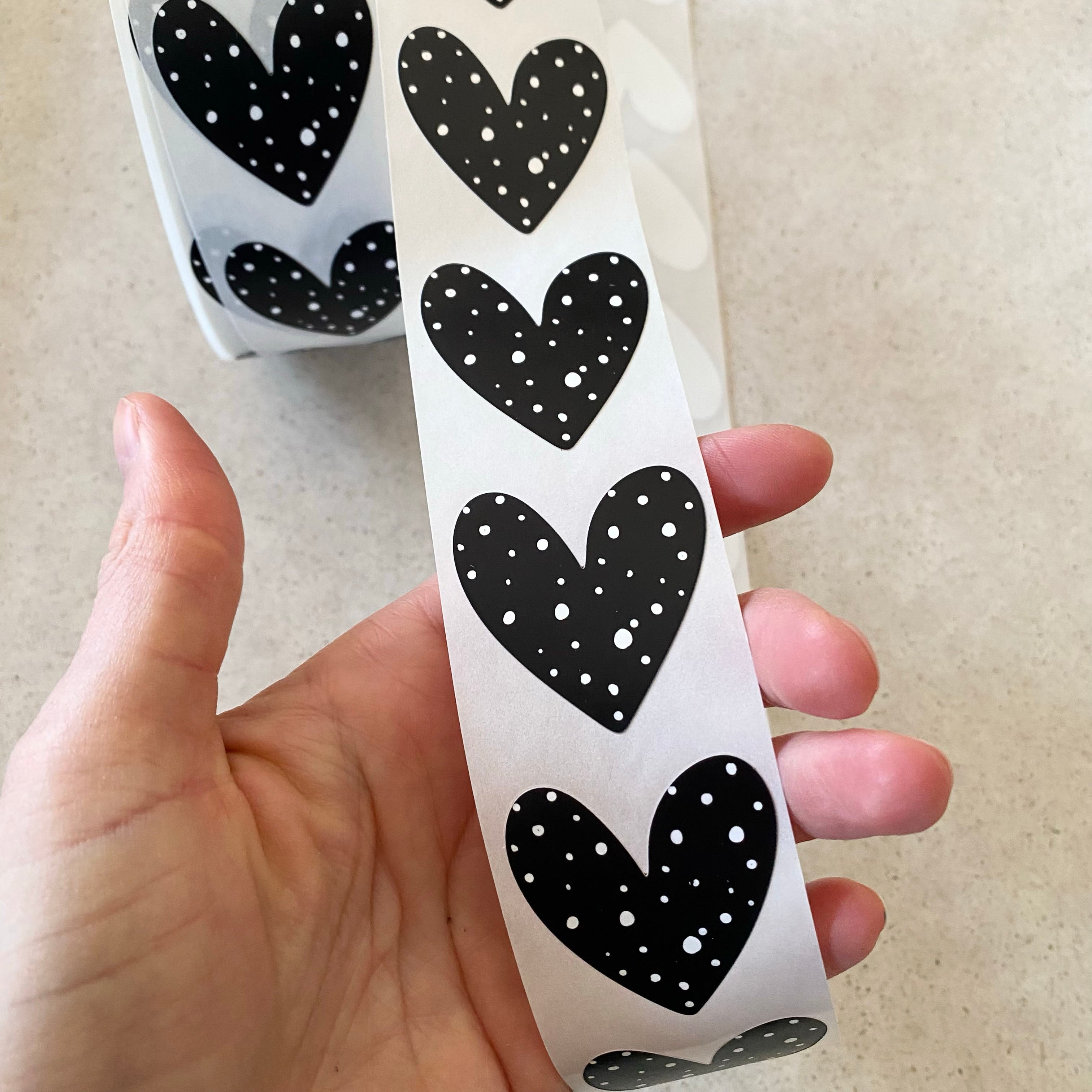 Aufkleber/Etiketten - gepunktete Herzen