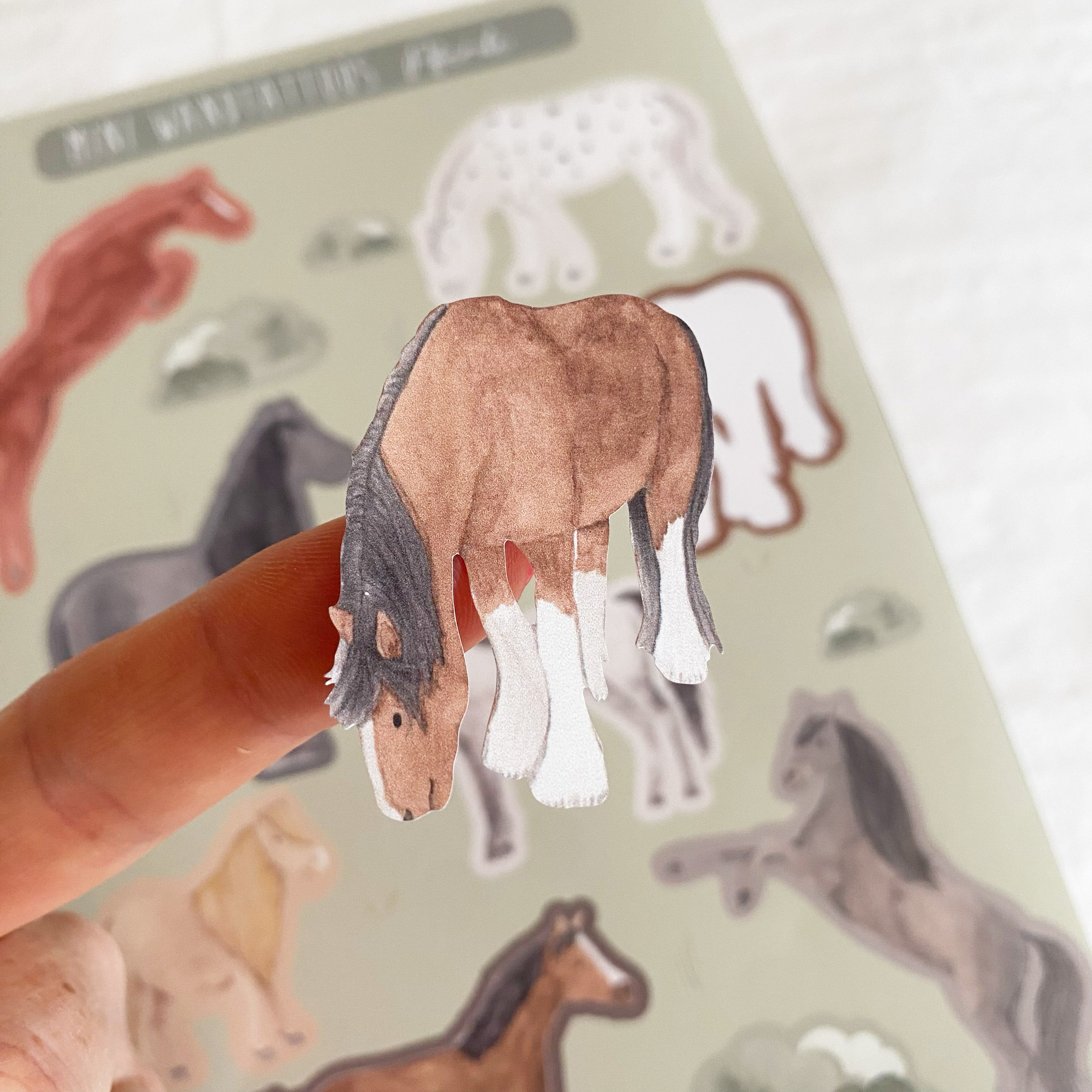 Mini ablösbare Aufkleber / Wandtattoos für Lichtschalter/Holzkisten & Zuckertüten - Pferde