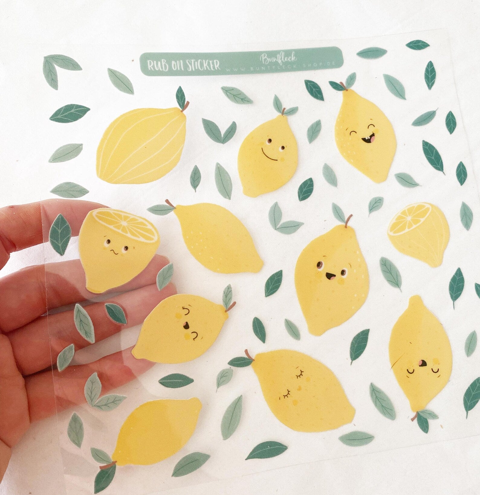 RANDLOSE Sticker / Rub on / für alle glatten Oberflächen / für die Trinkflaschen/Brotdose/ Fahrrad/robust /für innen und außen - süße Zitronen