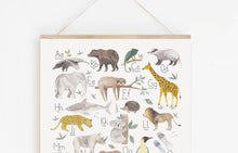 Laden Sie das Bild in den Galerie-Viewer, Kunstdruck/Poster - Alphabet Tiere / Tieralphabet / ABC
