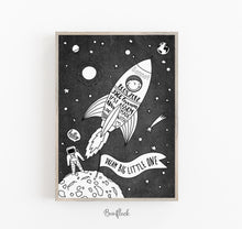 Laden Sie das Bild in den Galerie-Viewer, Geburtsanzeige/Kinderbild &quot;Kleiner Astronaut&quot;